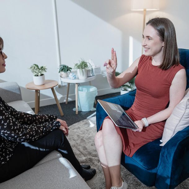 Mind Over Manual: Psychologist's AI tool notes a revolution in therapy sessions